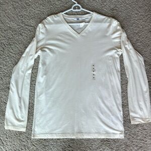 NWT long sleeve Uniqlo shirt